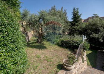 Giardino - Villa Via Don Minzoni
 
1, Serra San Quirico - foto 52