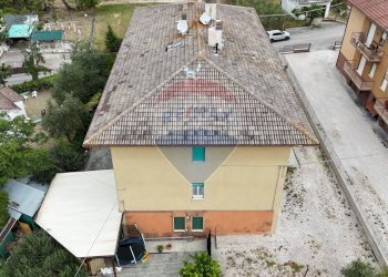 Casa all\'aperto - Appartamento Via Castagna
 
31, Belvedere Ostrense - foto 2