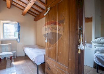 Camera / camera da letto - Casa indipendente Frazione Costa
 
85, Arcevia - foto 20