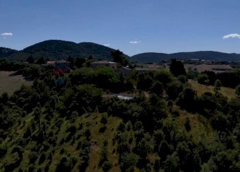 Vista delle montagne - Villa Frazione Costa
 
85, Arcevia - foto 30