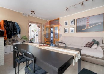 Sala da pranzo - Appartamento Via Piedaspri
 
4A, Serra San Quirico - foto 3