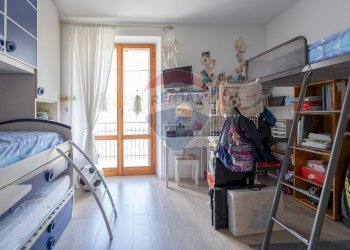 Camera / camera da letto - Appartamento Via Piedaspri
 
4A, Serra San Quirico - foto 11