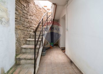 Scale - Appartamento Via Piedaspri
 
4A, Serra San Quirico - foto 13