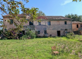 Casa all\'aperto - Rustico contrada chiarino
 
29, Recanati - foto 1