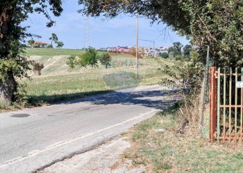 Giardino - Rustico contrada chiarino
 
29, Recanati - foto 42