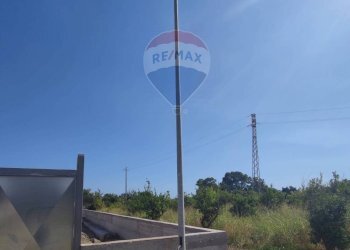 Edificio all\'aperto - Locale Commerciale Via Liria
 
4, Giardini-Naxos - foto 15