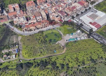 Posizione della mappa - Locale Commerciale Via Liria
 
4, Giardini-Naxos - foto 17