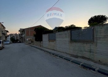 Edificio all\'aperto - Terreno edificabile Via Beata Lucia, Caltagirone - foto 1