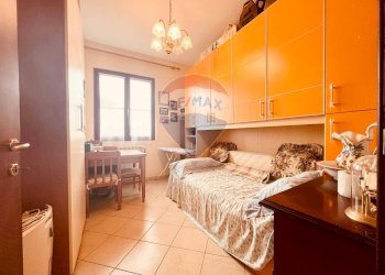 Camera / camera da letto - Quadrilocale Cecina - foto 15