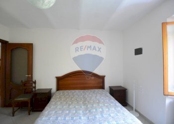 Camera / camera da letto - Four-room apartment strada curagnata 7, Cairo Montenotte - photo 25