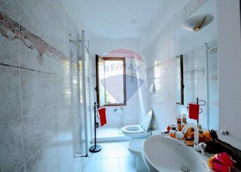 Bagno - Four-room apartment strada curagnata 7, Cairo Montenotte - photo 35