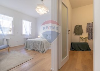 Camera / camera da letto - Quadrilocale Via Puccini
 
4, Castelfranco Veneto - foto 19