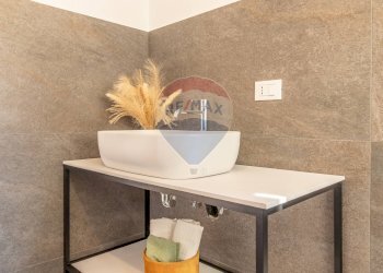 Bagno - Quadrilocale Via Puccini
 
4, Castelfranco Veneto - foto 36