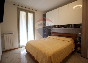 Camera / camera da letto - Trilocale VIA PEREGO
 
21, Calusco d'Adda - foto 10