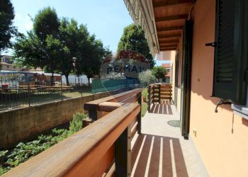 Balcone - Trilocale VIA PEREGO
 
21, Calusco d'Adda - foto 16