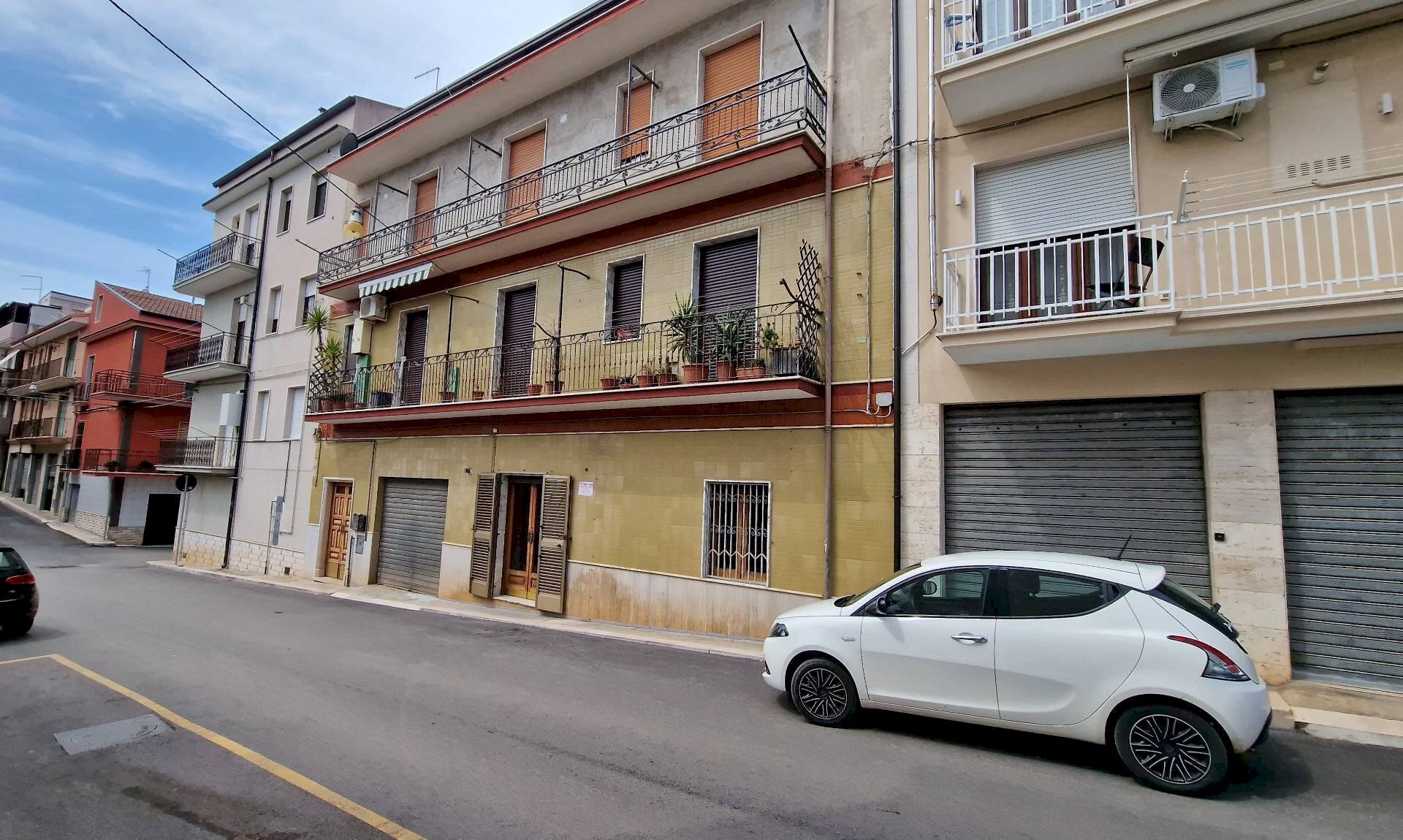 Foto 2 - Quadrilocale Via Castiglia Michele
 
12, San Nicandro Garganico - foto 2