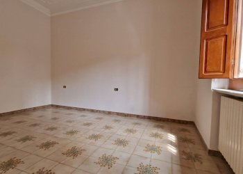 Foto 7 - Quadrilocale Via Castiglia Michele
 
12, San Nicandro Garganico - foto 7