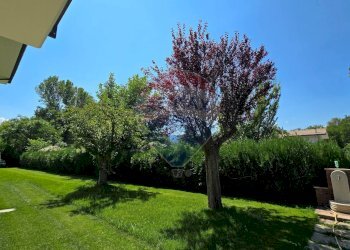 Giardino - Villa Via Badia
 
13, Sulmona - foto 5