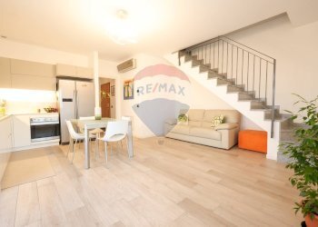 Sala da pranzo - Three-room apartment VIA SANTUARIO
 
22, Ornago - photo 3