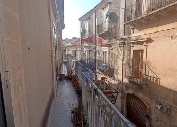 Edificio all\'aperto - Casa indipendente via vittorio emanuele
 
19, Chiaramonte Gulfi - foto 53