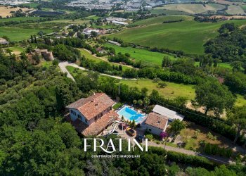 Foto 1 - Villa Via Castello
 
8, Montelabbate - foto 1