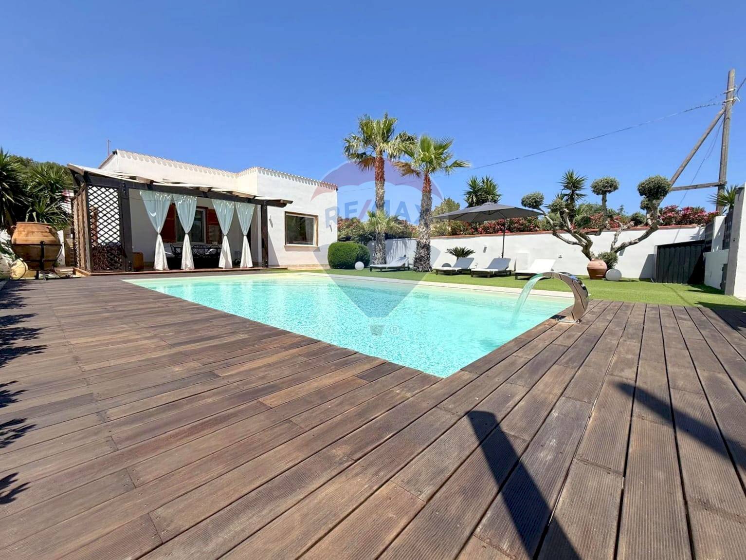 Piscina - Villa Via Della Cernia
 
13, Valderice - photo 1