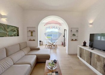 Sala da pranzo - Villa Via Della Cernia
 
13, Valderice - photo 29