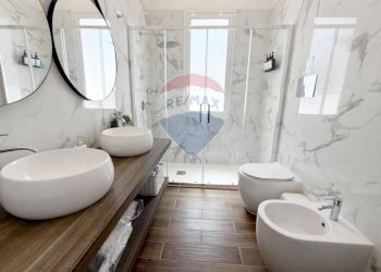 Bagno - Villa Via Della Cernia
 
13, Valderice - photo 56