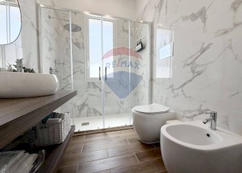 Bagno - Villa Via Della Cernia
 
13, Valderice - photo 57