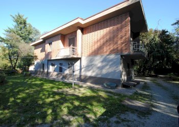 Foto 1 - Villa Via Clamandrei
 
7, Stradella - photo 1