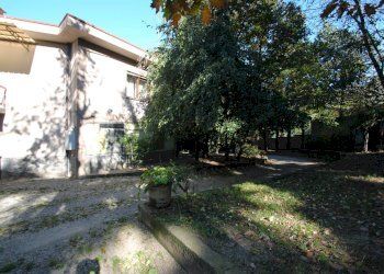 Foto 7 - Villa Via Clamandrei
 
7, Stradella - photo 7