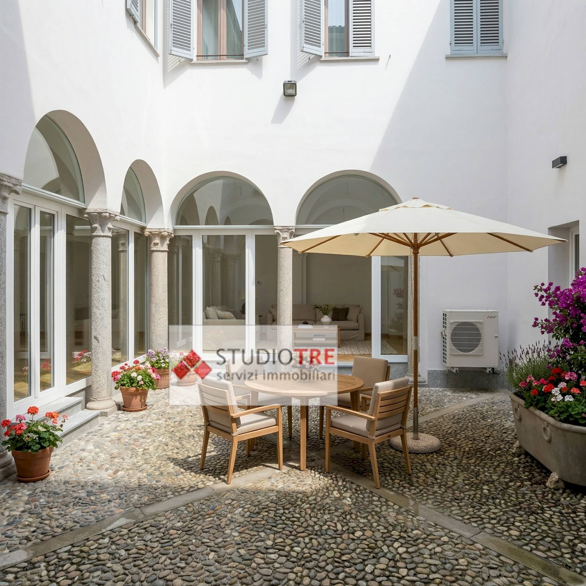 Foto 1 - Apartment Piazza del Lino
 
4, Pavia - photo 1