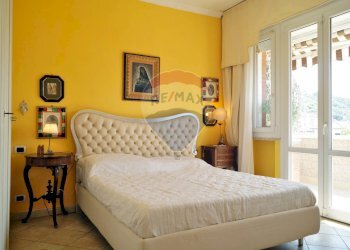 Camera / camera da letto - Apartment Via della Meloria
73/A, Livorno - photo 16