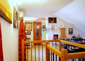 Scale - Apartment Via della Meloria
73/A, Livorno - photo 24