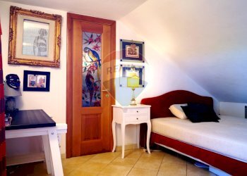 Camera / camera da letto - Apartment Via della Meloria
73/A, Livorno - photo 26