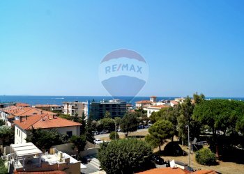 Edificio all\'aperto - Apartment Via della Meloria
73/A, Livorno - photo 5