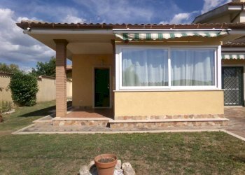 Facciata - Villa via Saturno, 38, Anzio - foto 5