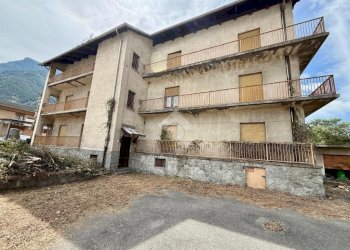 Stabile - Palazzo Saint, Saint-Marcel - foto 3