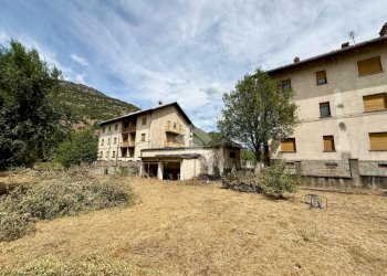 Stabile - Palazzo Saint, Saint-Marcel - foto 11