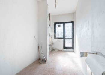 Three-room apartment Viale Indipendenza, Trezzano sul Naviglio - photo 11