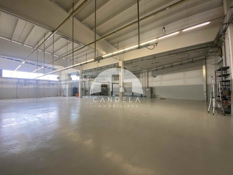 Capannone Ceva - foto 2