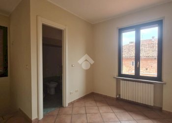 Two-room apartment Via Barbacana, Bra - photo 2