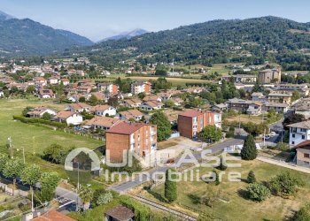 Viste - Quadrilocale via Malan, 27, frazione Airali, Luserna San Giovanni - foto 2