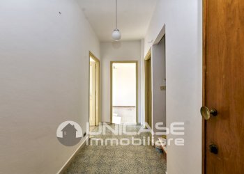 Corridoio - Quadrilocale via Malan, 27, frazione Airali, Luserna San Giovanni - foto 17