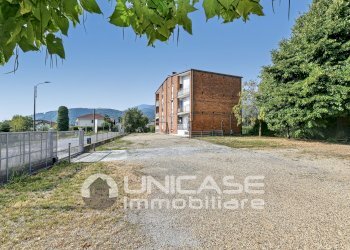 Cortile - Quadrilocale via Malan, 27, frazione Airali, Luserna San Giovanni - foto 31