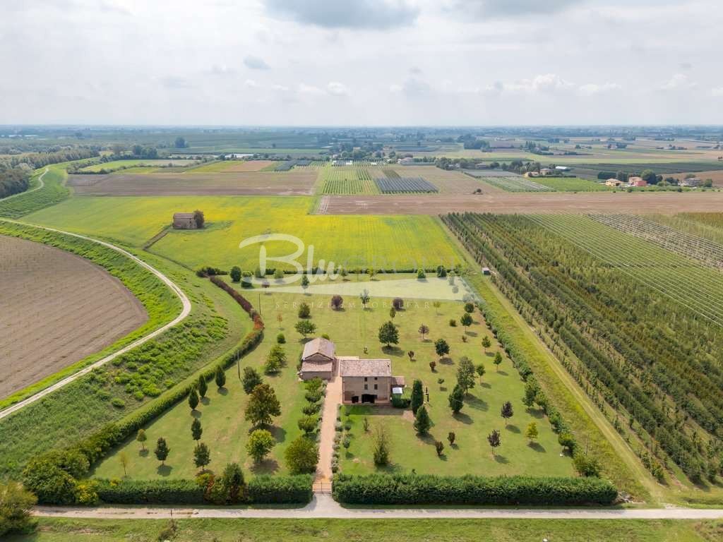 Apartment Carpi - photo 1