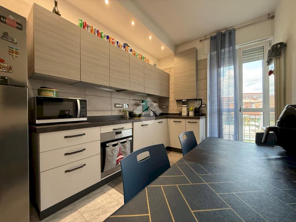 Three-room apartment Viale martiri della libertà, Borgaro Torinese - photo 3