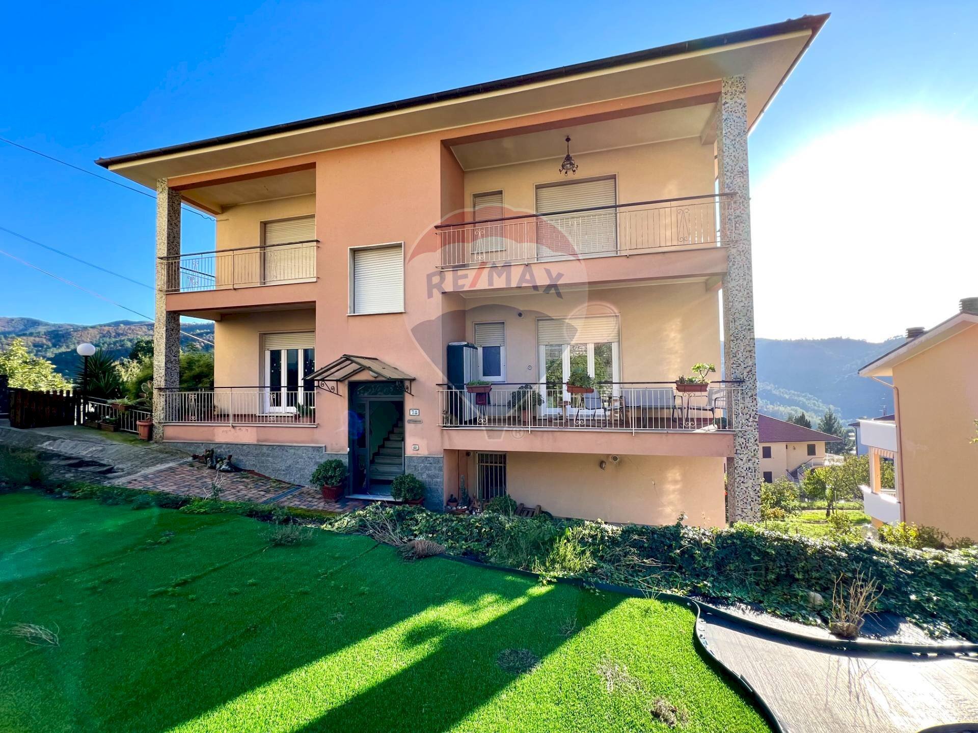 Trilocale Castiglione Chiavarese, GE, Castiglione Chiavarese - foto 2