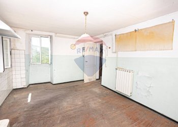 Stanza vuota - Rustico Via Col di Lana
 
19, Bargagli - foto 13