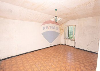 Stanza vuota - Rustico Via Col di Lana
 
19, Bargagli - foto 17